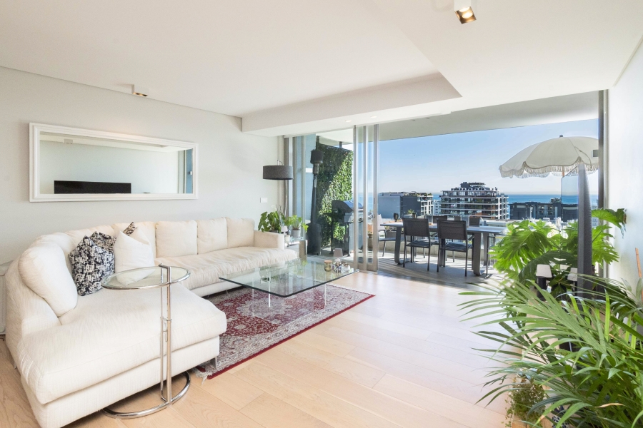 3 Bedroom Property for Sale in Sea Point Western Cape